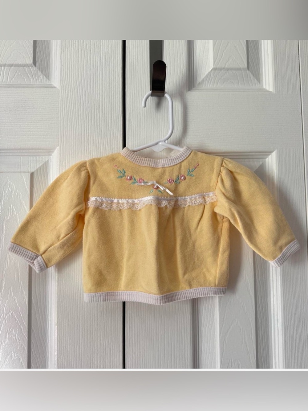 Vintage Yellow Embroidered Baby Top - Classic Floral Accent